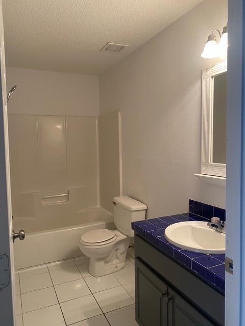 AUTUMN CHASE - Residential Lease