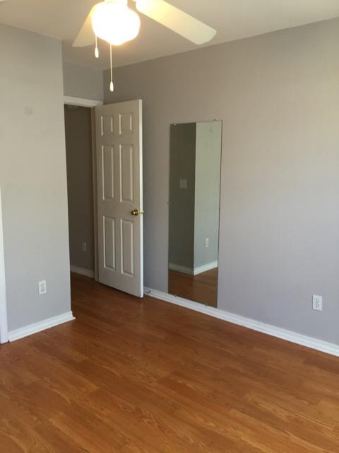 LAUDERHILL - Residential