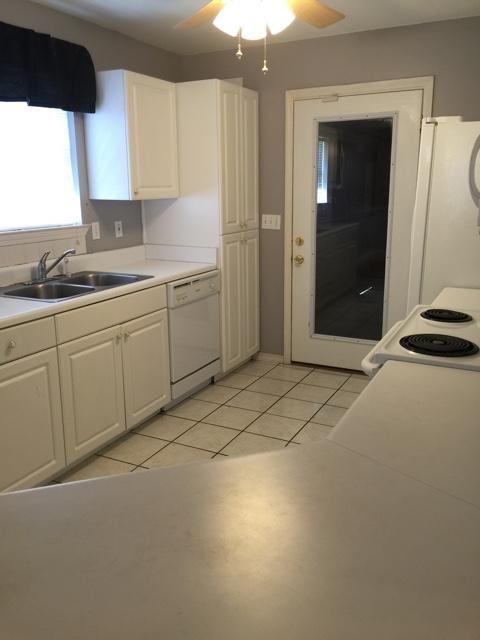 LAUDERHILL - Residential