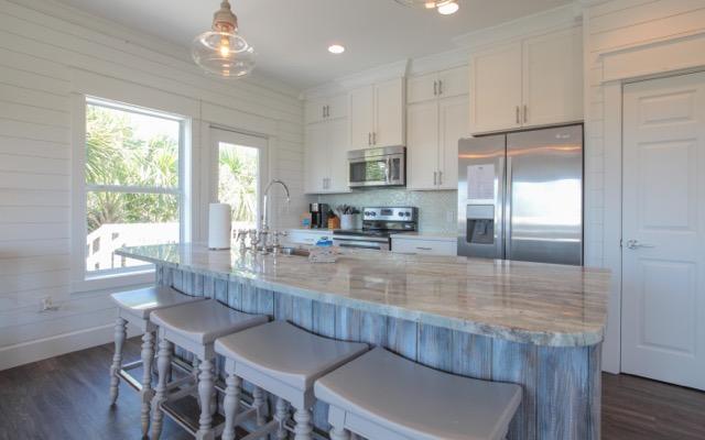 TRANQUIL SHORES - Residential