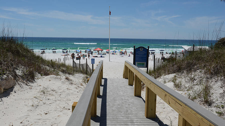 EMERALD BREEZE ESTATES - Residential