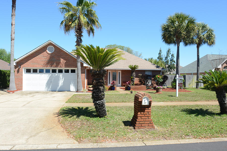 EMERALD BREEZE ESTATES - Residential