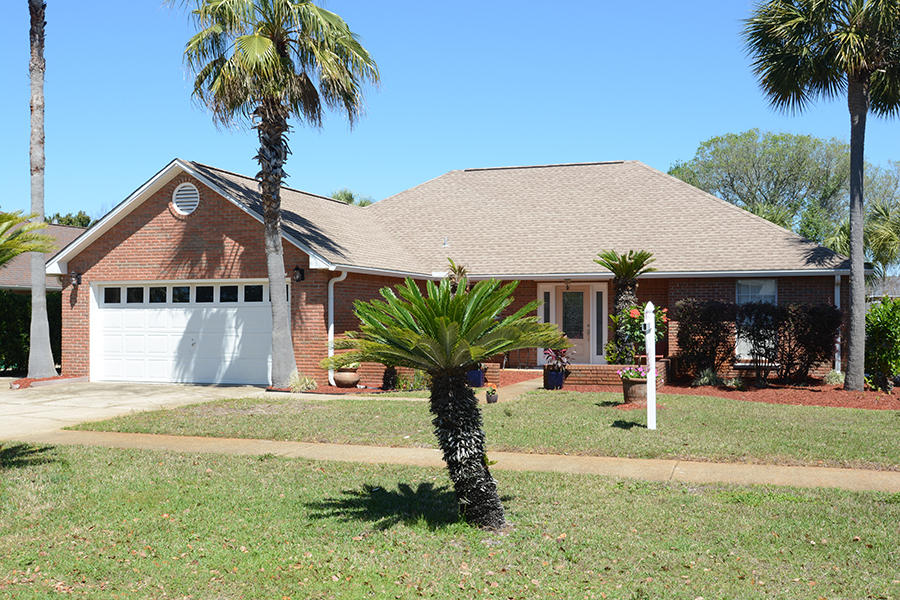 EMERALD BREEZE ESTATES - Residential