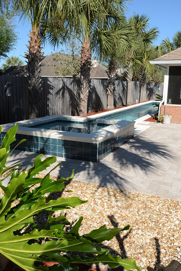 EMERALD BREEZE ESTATES - Residential