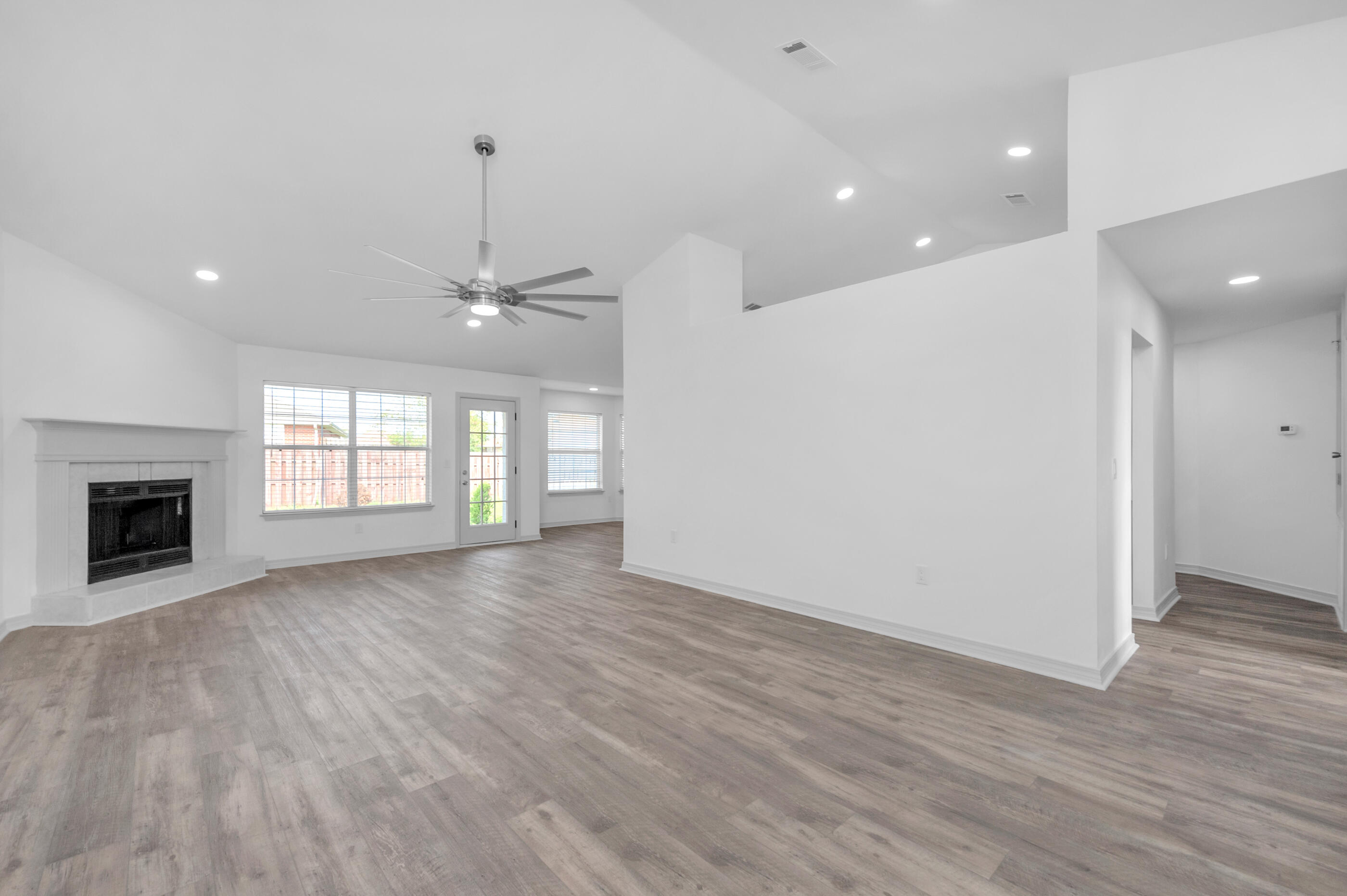 IRON GATE S/D PH I - Residential