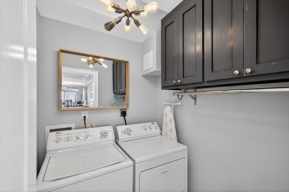 Destin Towers - Residential