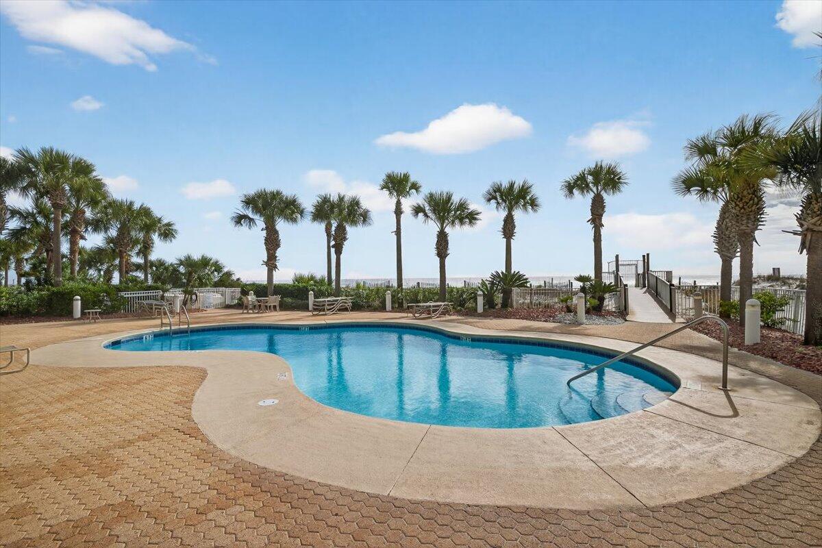 Destin Towers - Residential