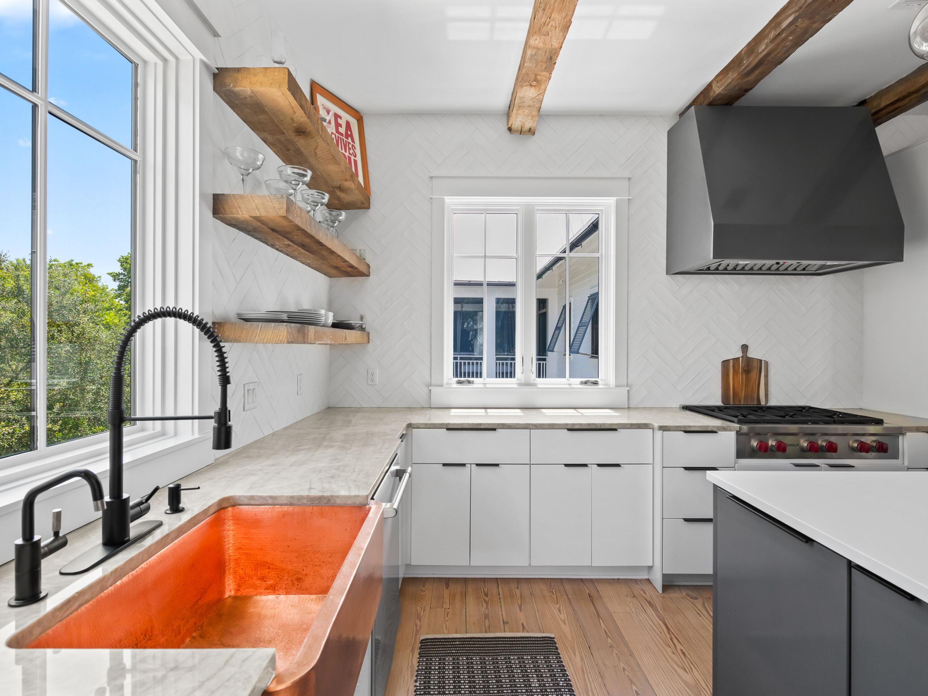 RETREAT THE - Residential