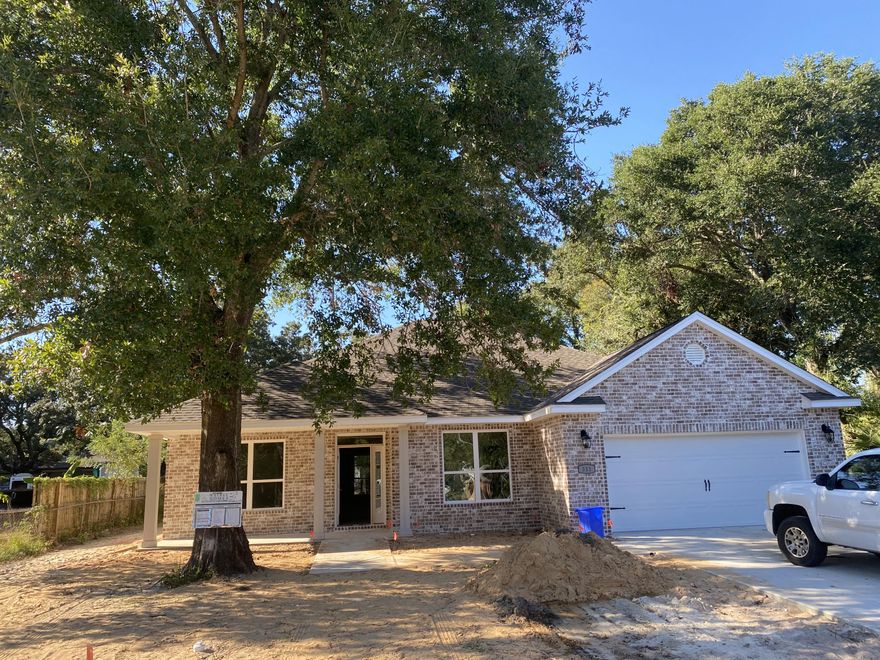 New Build! Beautiful 4 bedroom, 3 bath home, located in Fort Walton Beach.