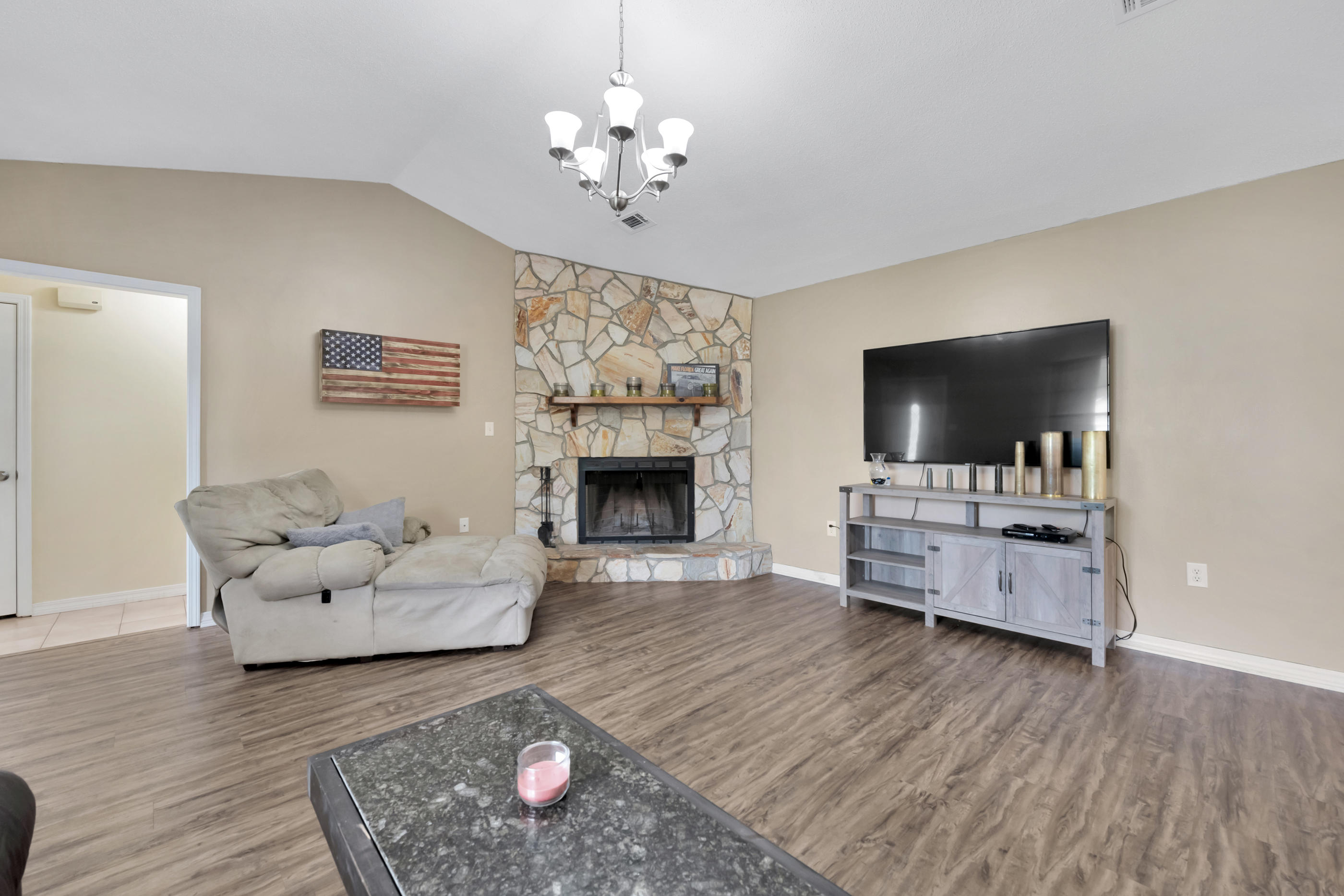 EAST BAY RIVER ESTATES 2ND ADDN - Residential