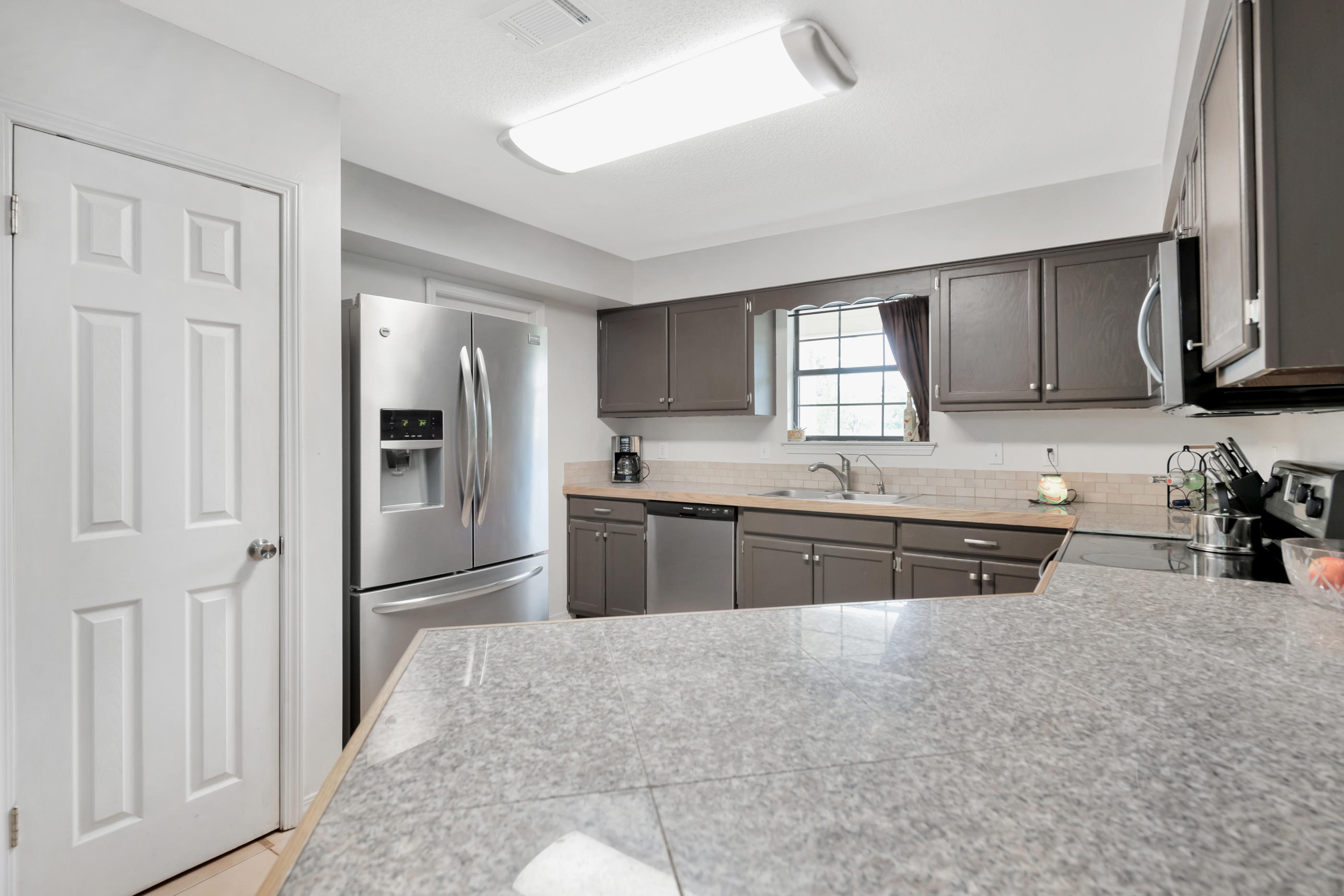 EAST BAY RIVER ESTATES 2ND ADDN - Residential