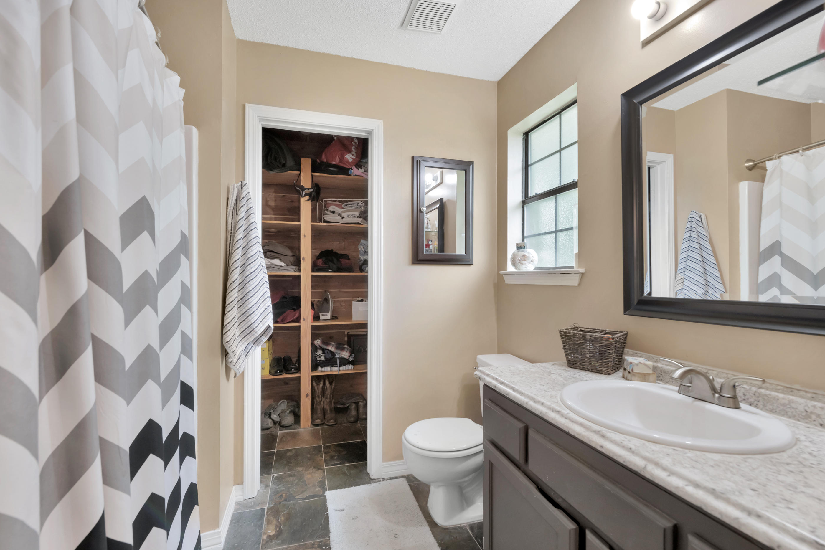 EAST BAY RIVER ESTATES 2ND ADDN - Residential