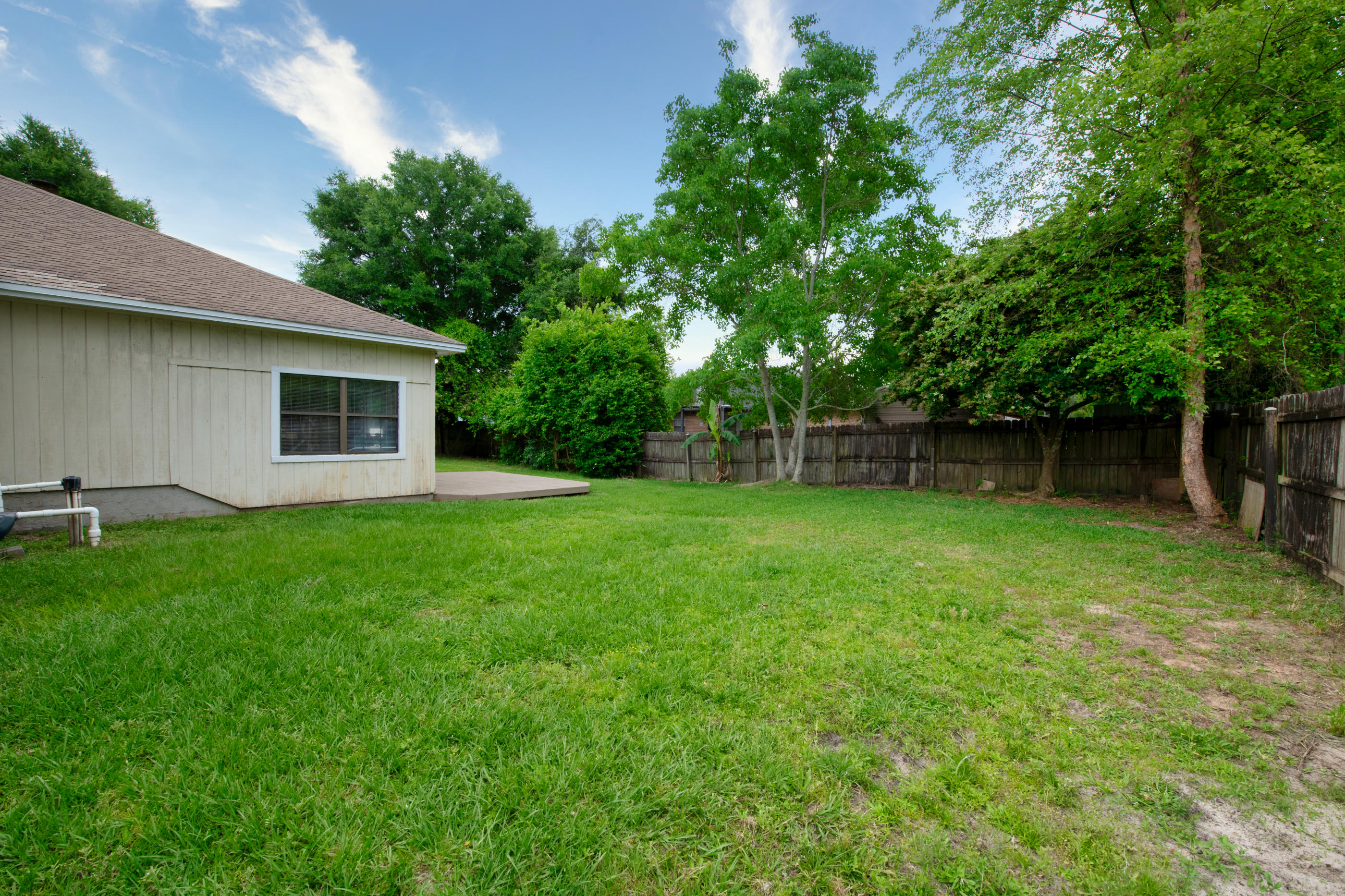 EAST BAY RIVER ESTATES 2ND ADDN - Residential