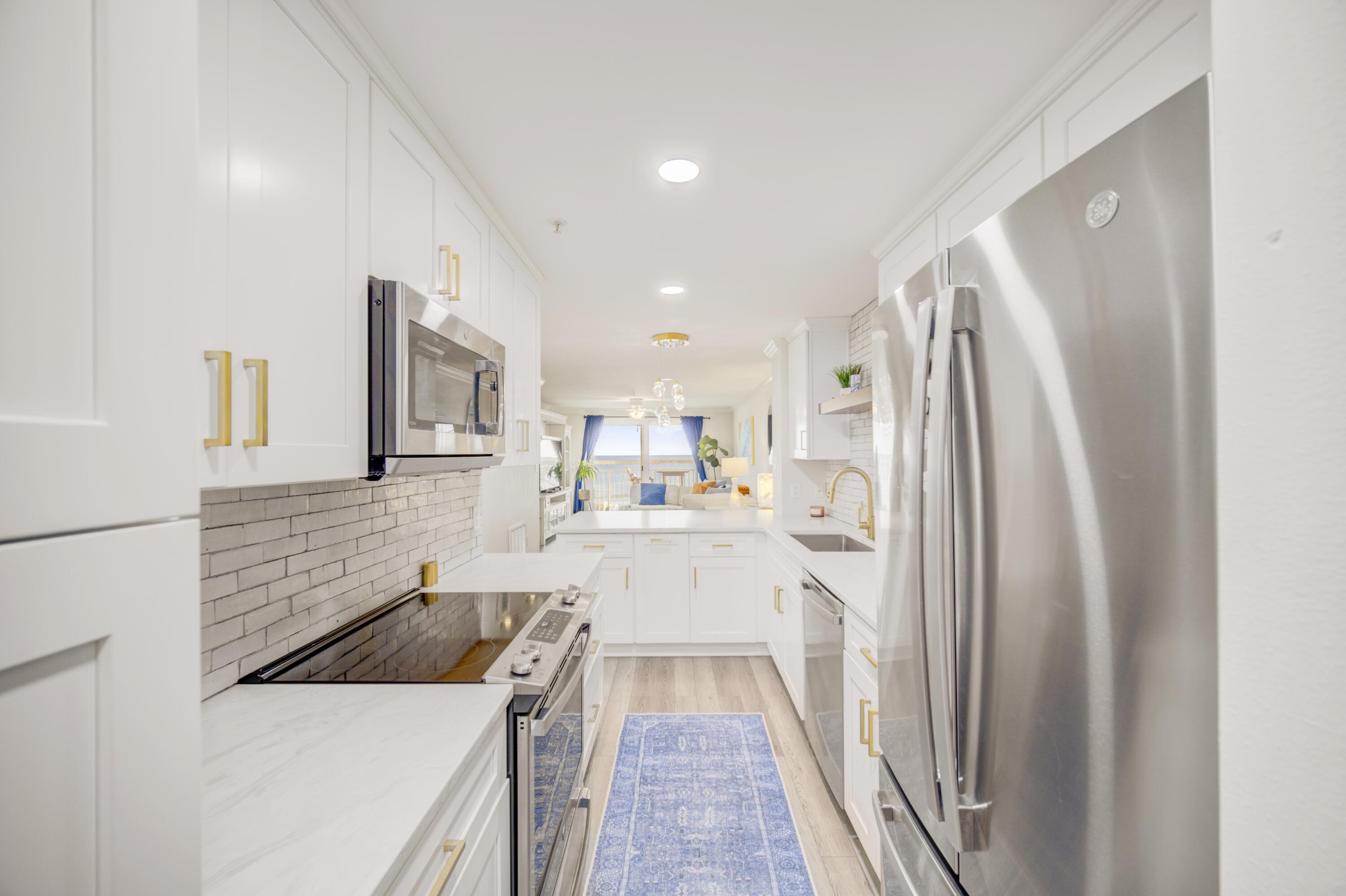 PALMS CONDO - Residential