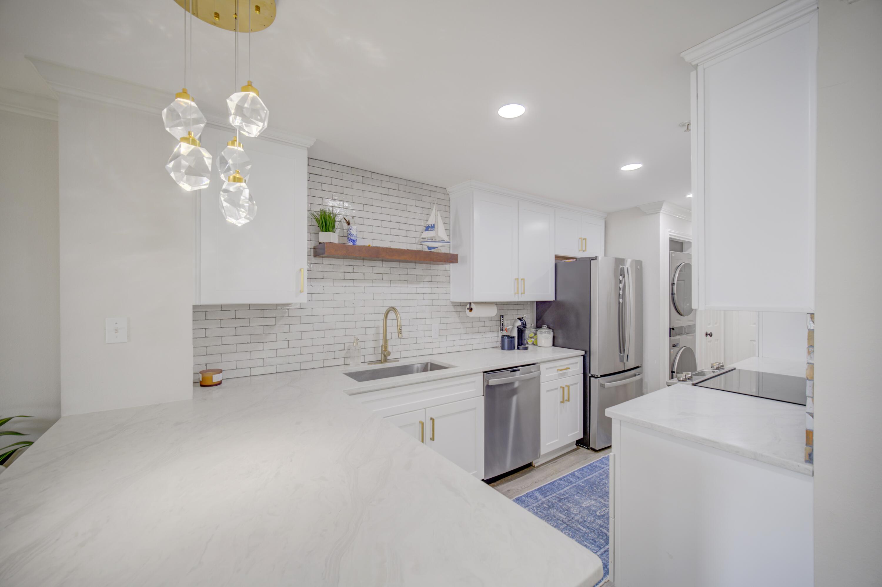 PALMS CONDO - Residential