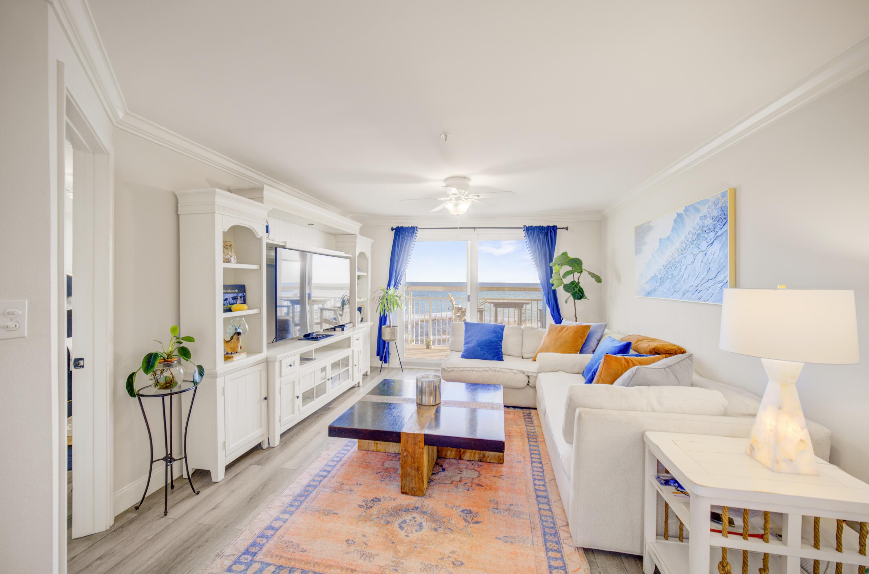 PALMS CONDO - Residential