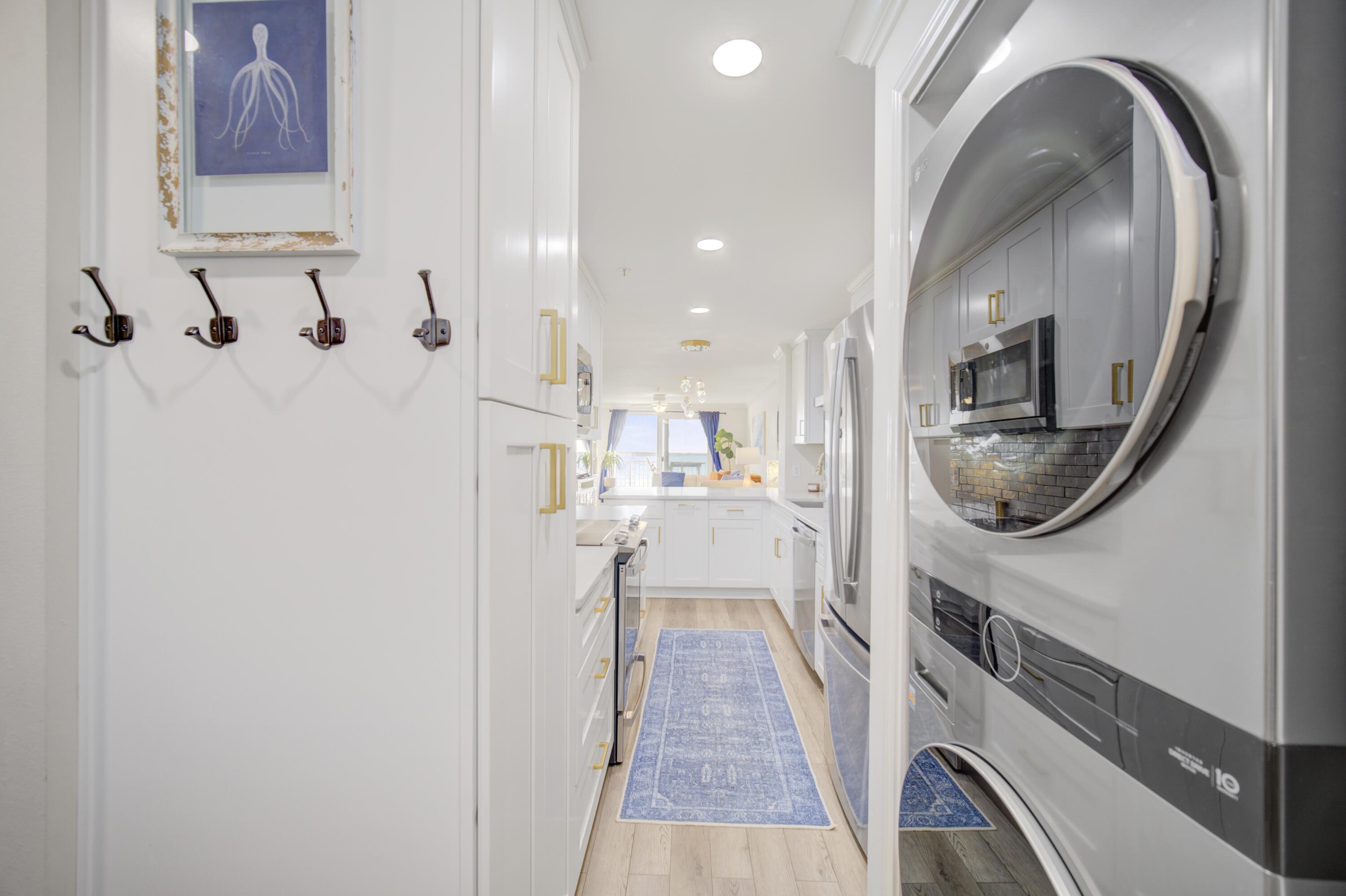 PALMS CONDO - Residential