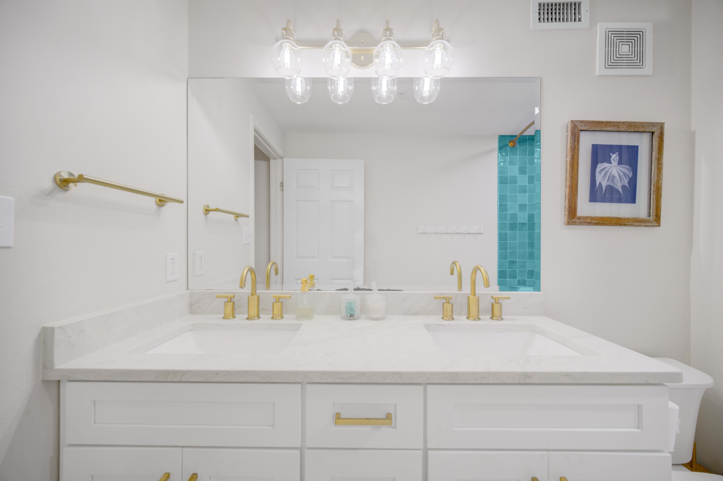 PALMS CONDO - Residential