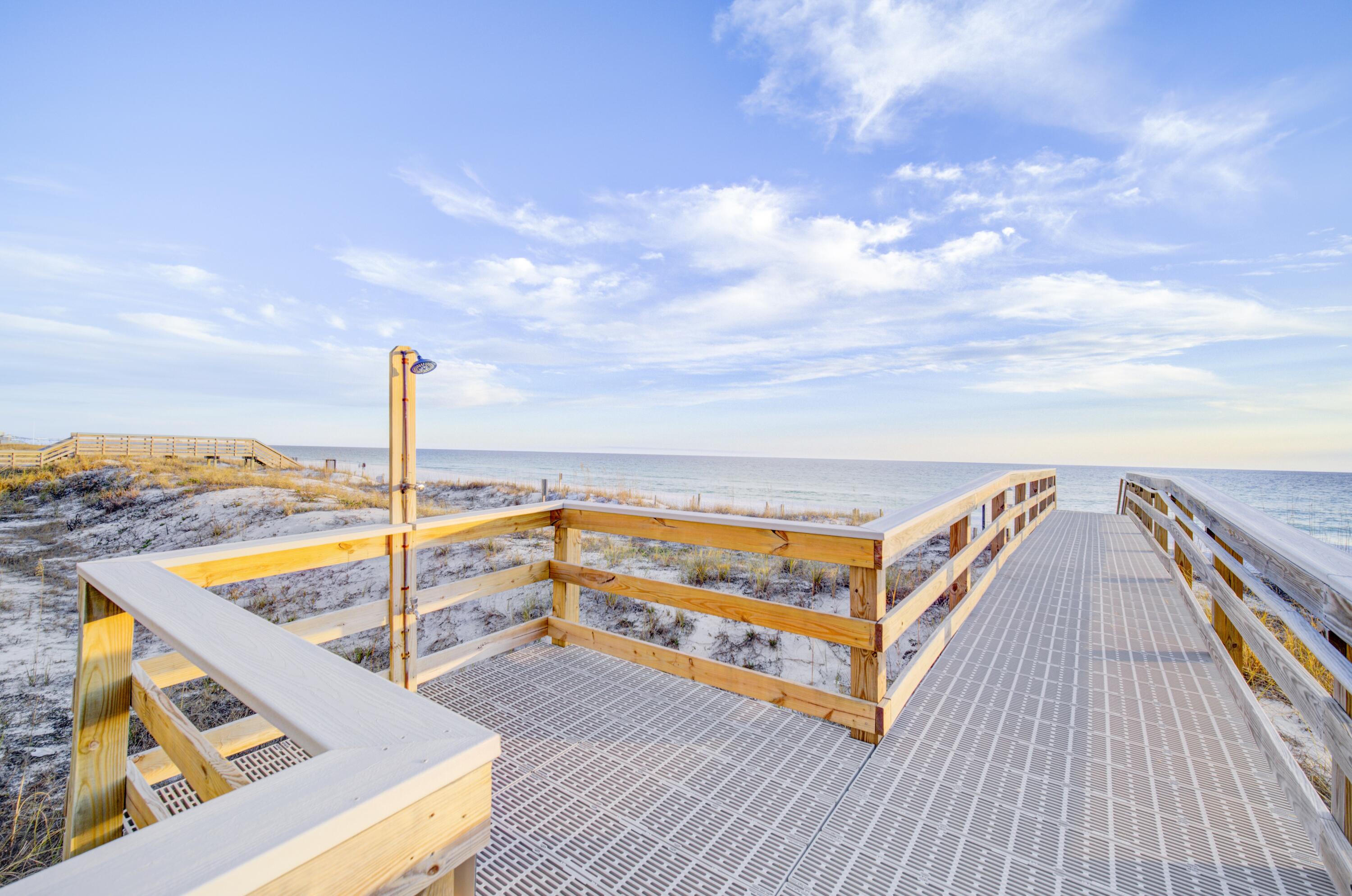 PALMS CONDO - Residential