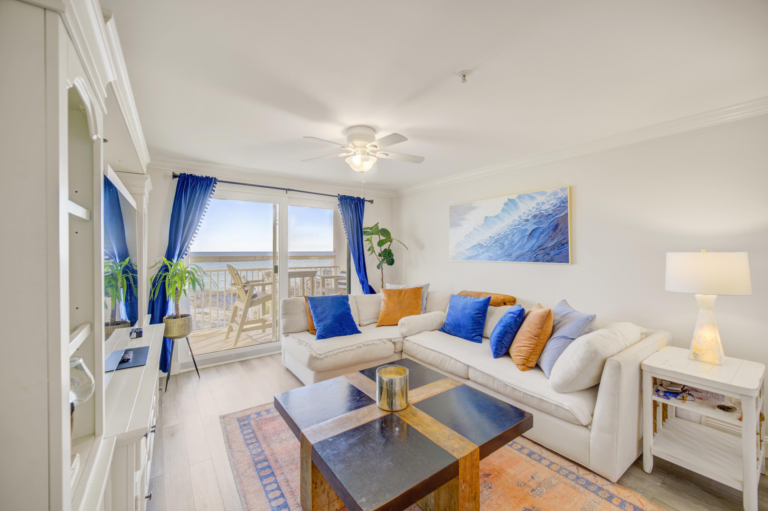 PALMS CONDO - Residential