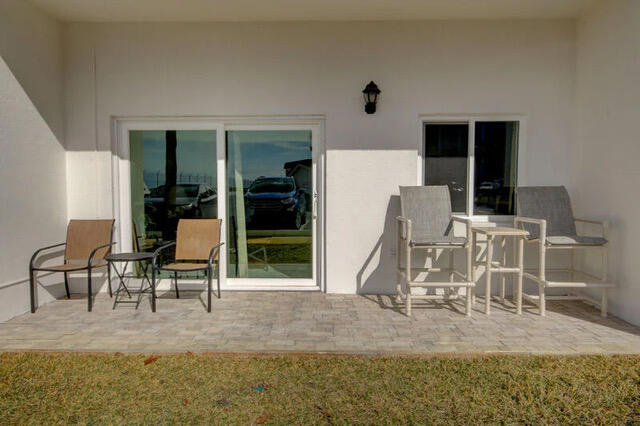 EL MATADOR CONDO - Residential