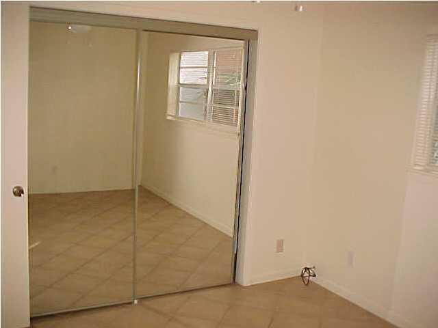 ISLAND GARDENS CONDO - Residential Lease