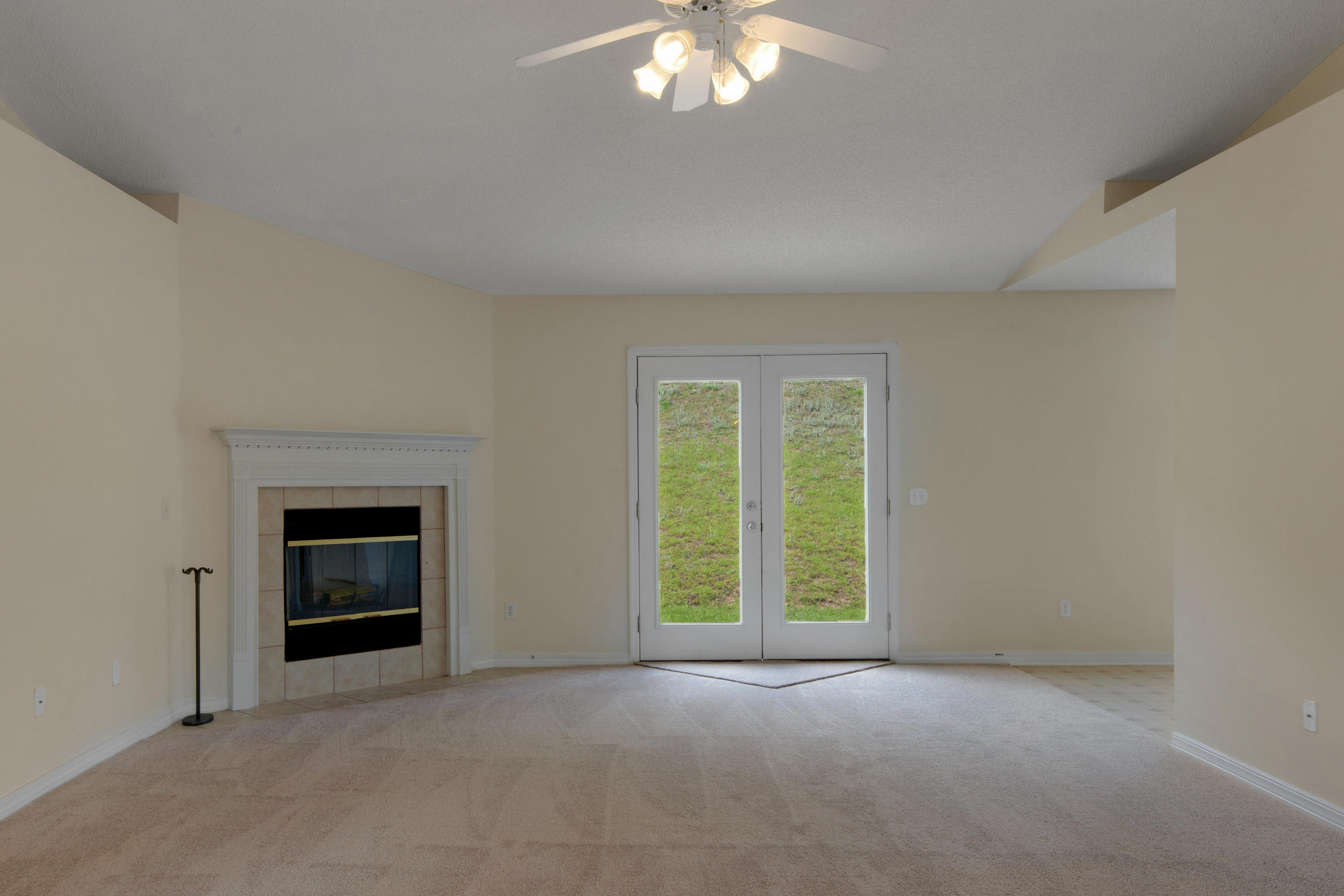 COUNTRYVIEW ESTATES 10TH ADDN - Residential