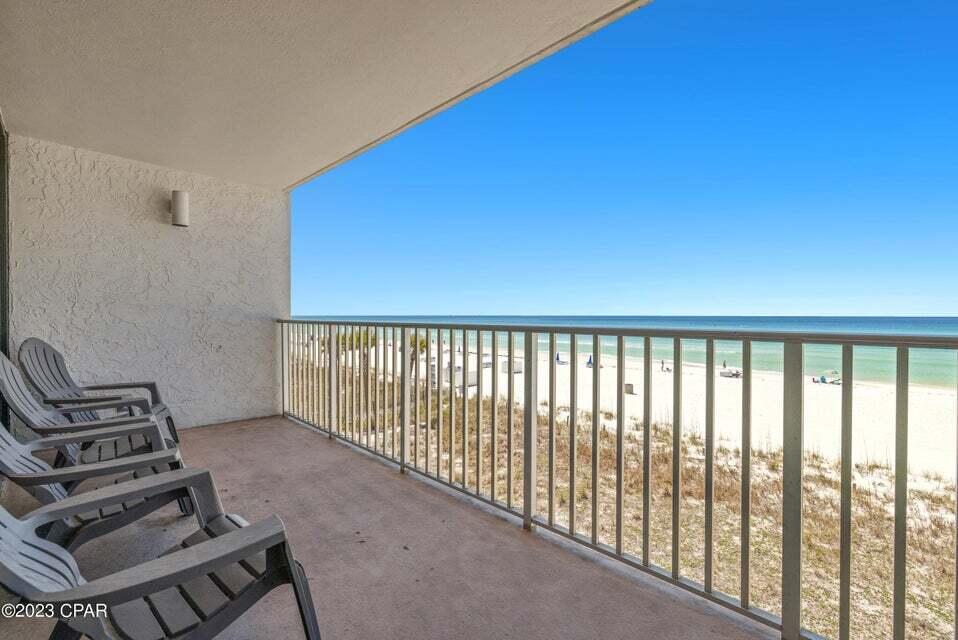 LEEWARD/WINDWARD CONDO - Residential