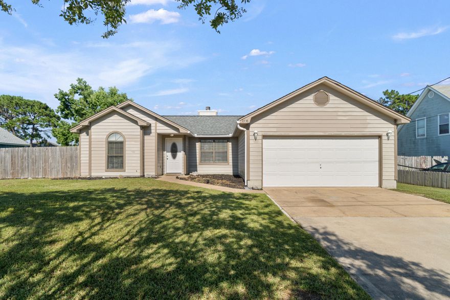 Beautiful 3 bed 2 bath home located in East Navarre conveniently located close to Hurlburt Field, Navarre Beach, shopping and dining. This home is move in ready with its updated kitchen, bathrooms, and flooring. This home has a new roof (2019), new HVAC system (2020), new fence (2020), and new deck (2020) perfect for outdoor entertaining. This home is a must see, schedule your appointment today!