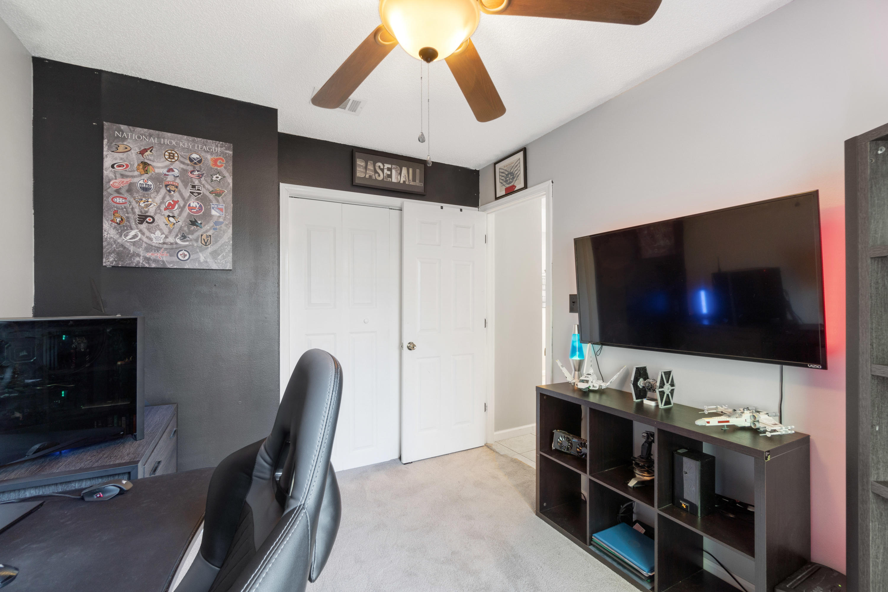 FOX DEN VILLAGES - Residential