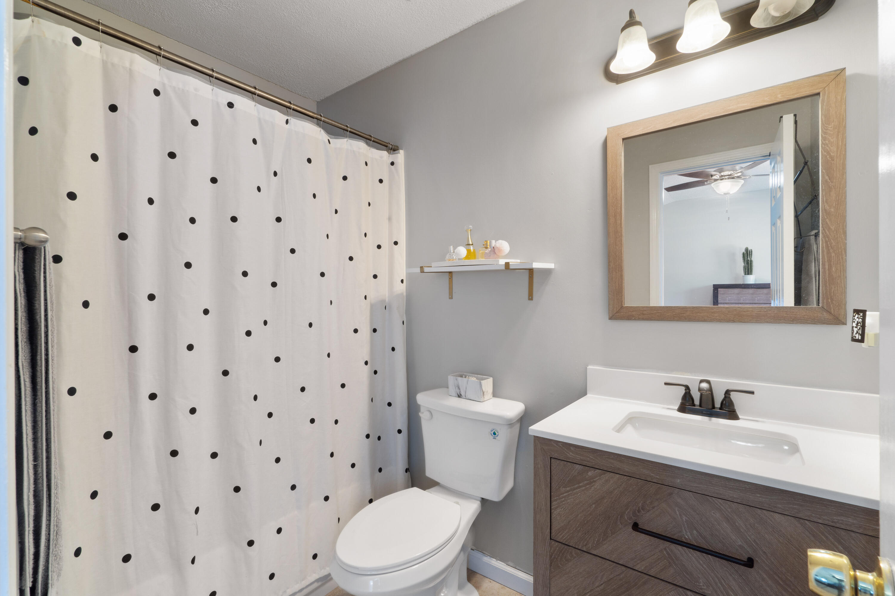 FOX DEN VILLAGES - Residential