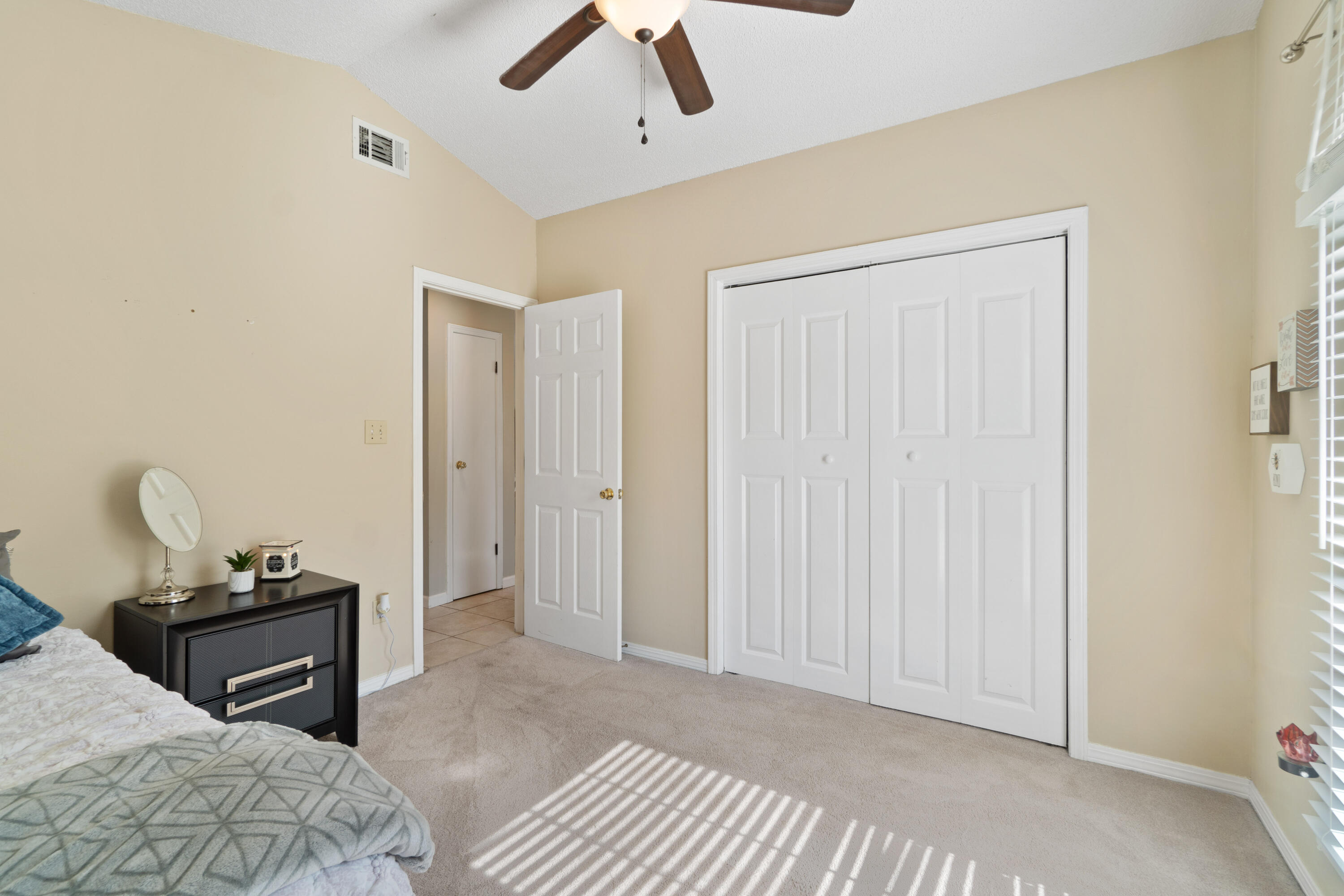 FOX DEN VILLAGES - Residential