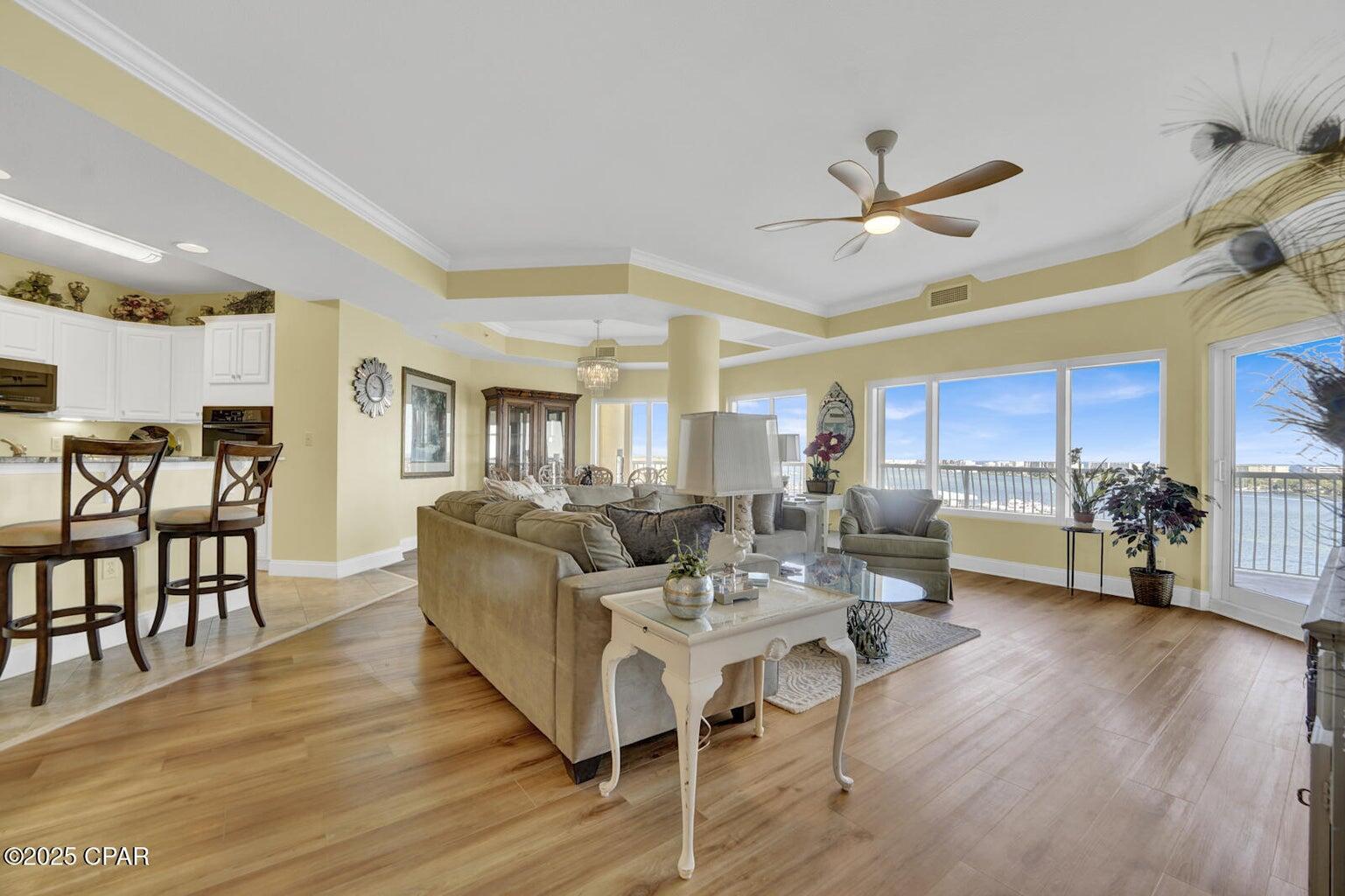 PRESIDIO YACHT CLUB - Residential