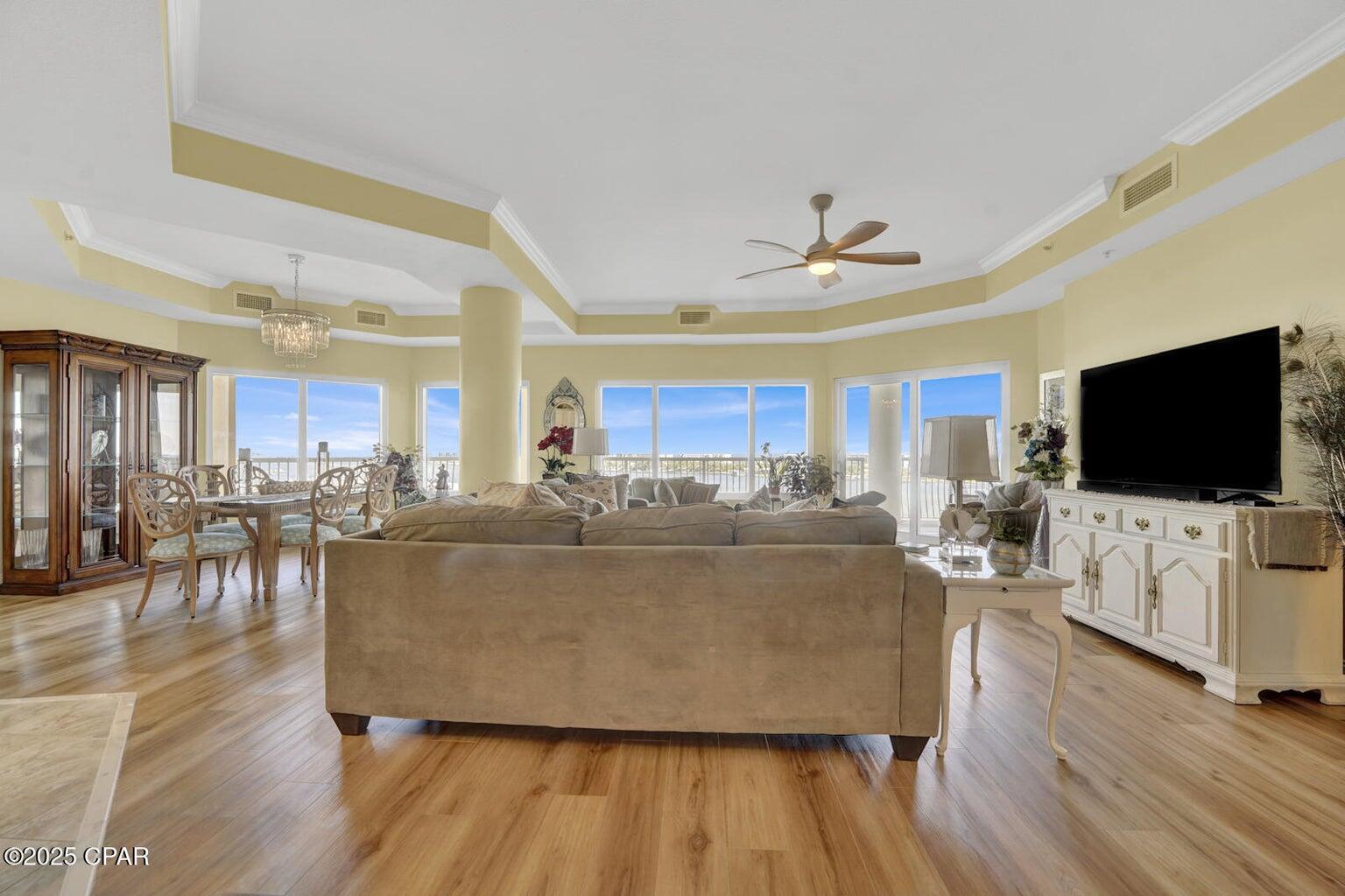 PRESIDIO YACHT CLUB - Residential