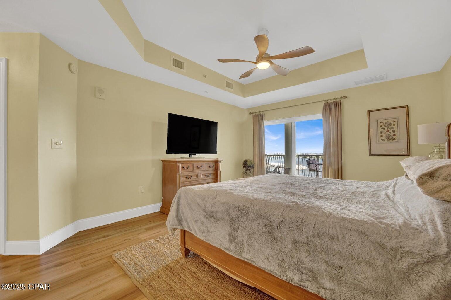 PRESIDIO YACHT CLUB - Residential