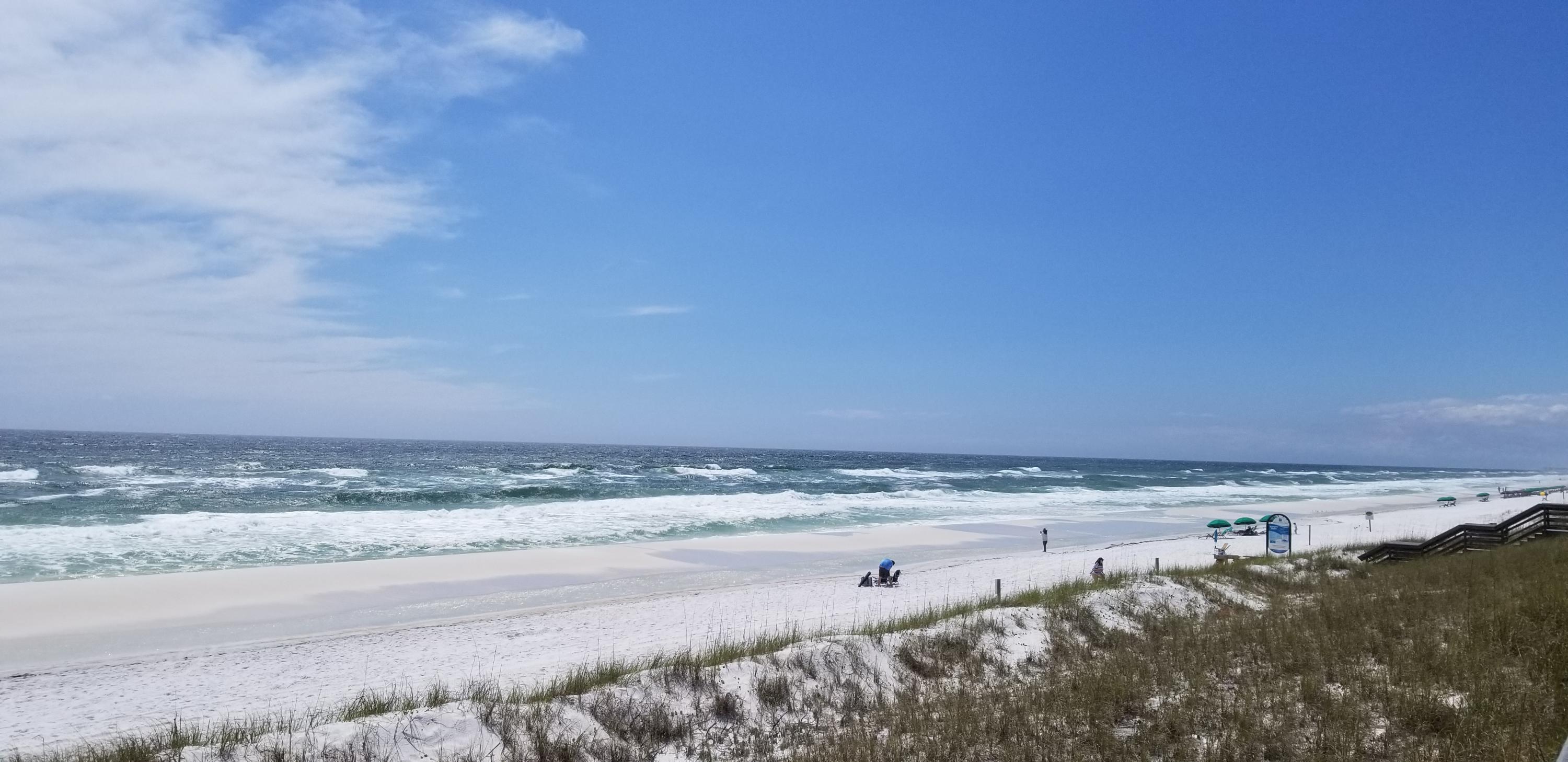 SUMMER BREEZE CONDO - Residential