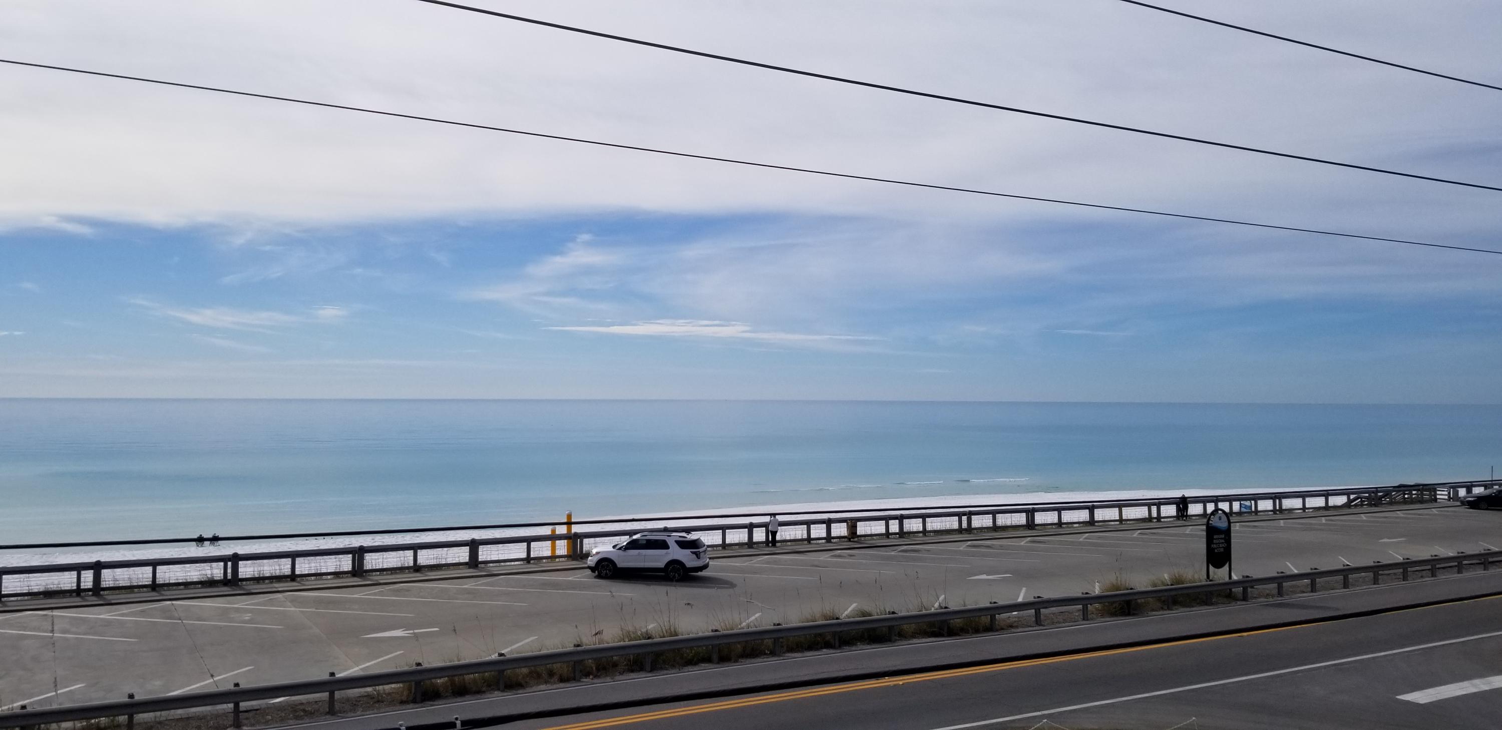 SUMMER BREEZE CONDO - Residential