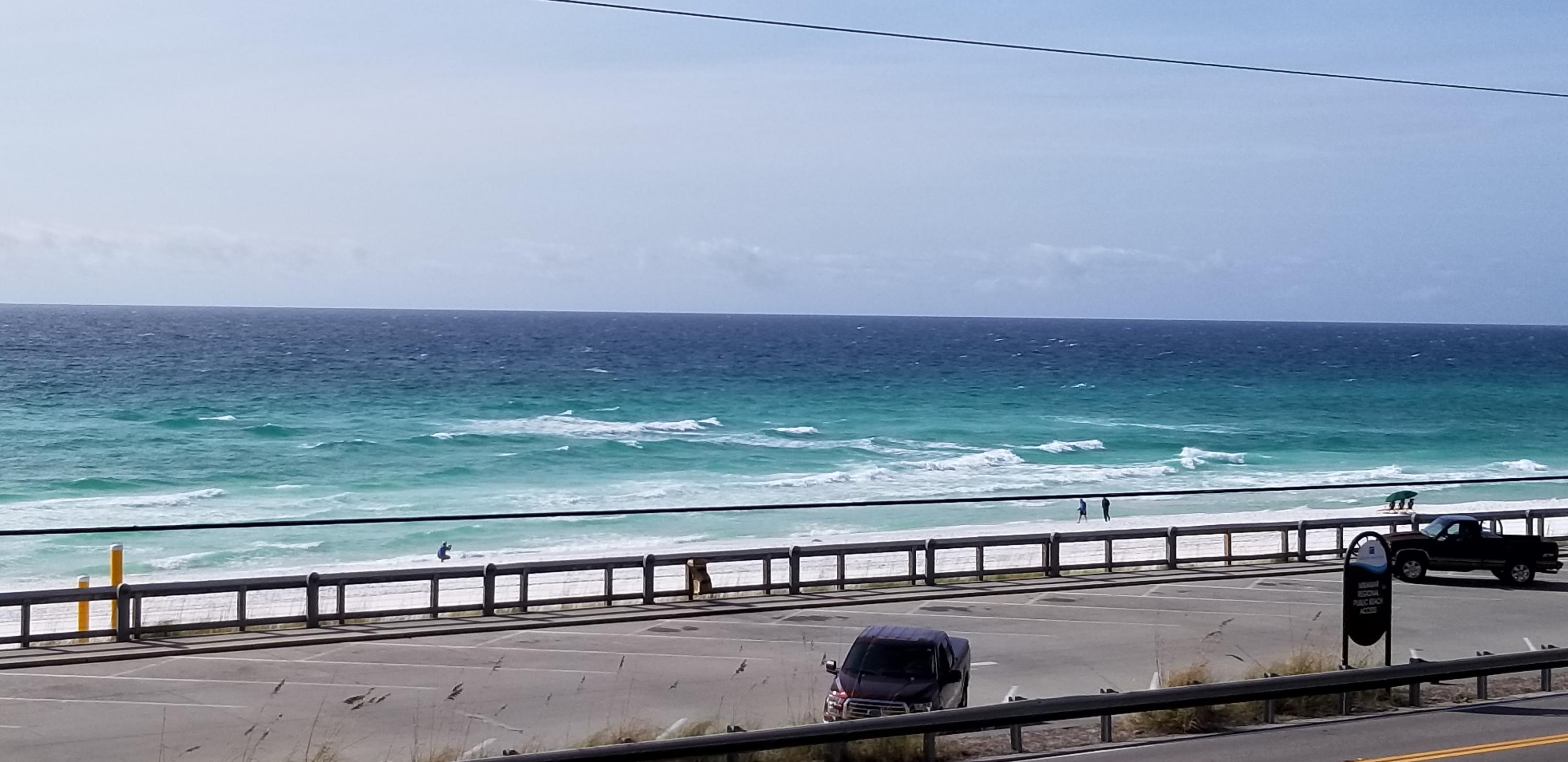 SUMMER BREEZE CONDO - Residential