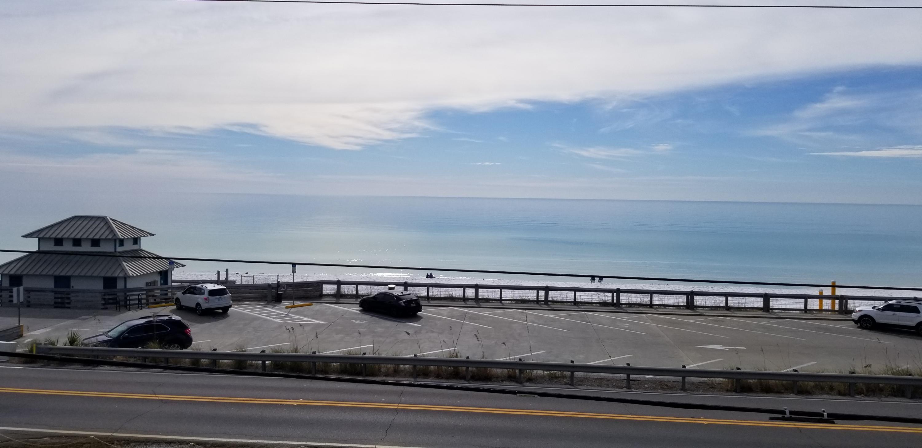 SUMMER BREEZE CONDO - Residential