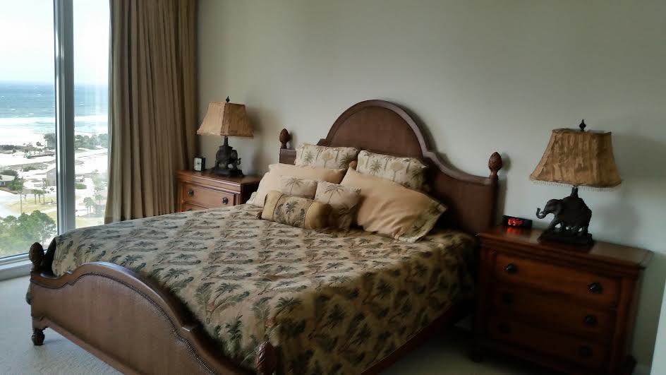 ONE BEACH CLUB - Residential