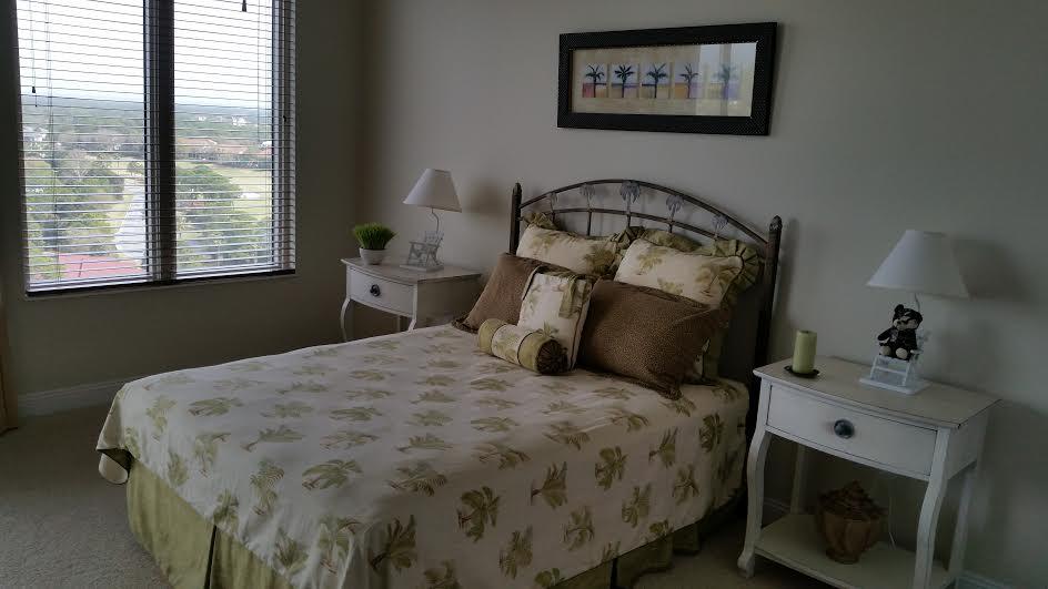 ONE BEACH CLUB - Residential