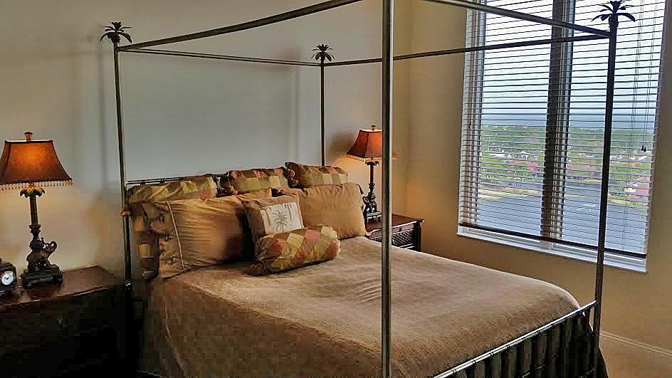 ONE BEACH CLUB - Residential