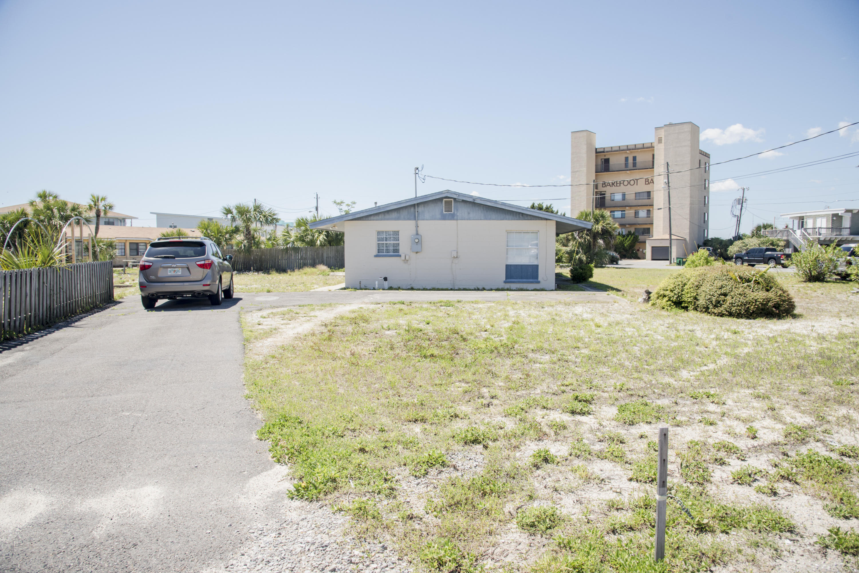 SANTA ROSA ISLAND LOTS 110 & 111 BLK 3 - Residential