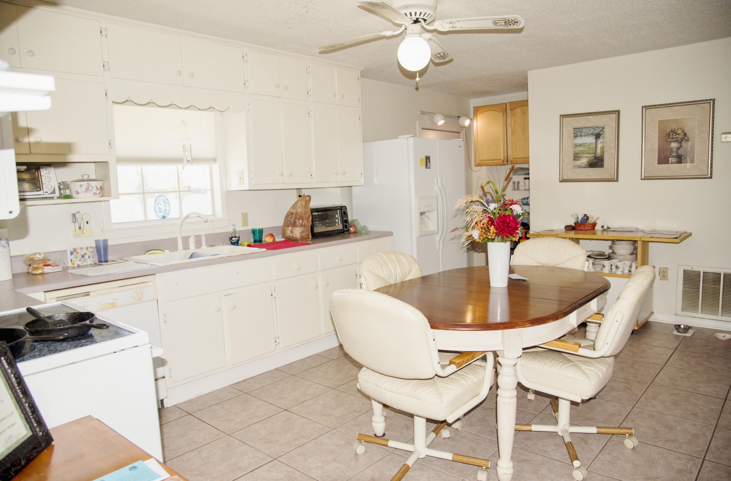 SANTA ROSA ISLAND LOTS 110 & 111 BLK 3 - Residential