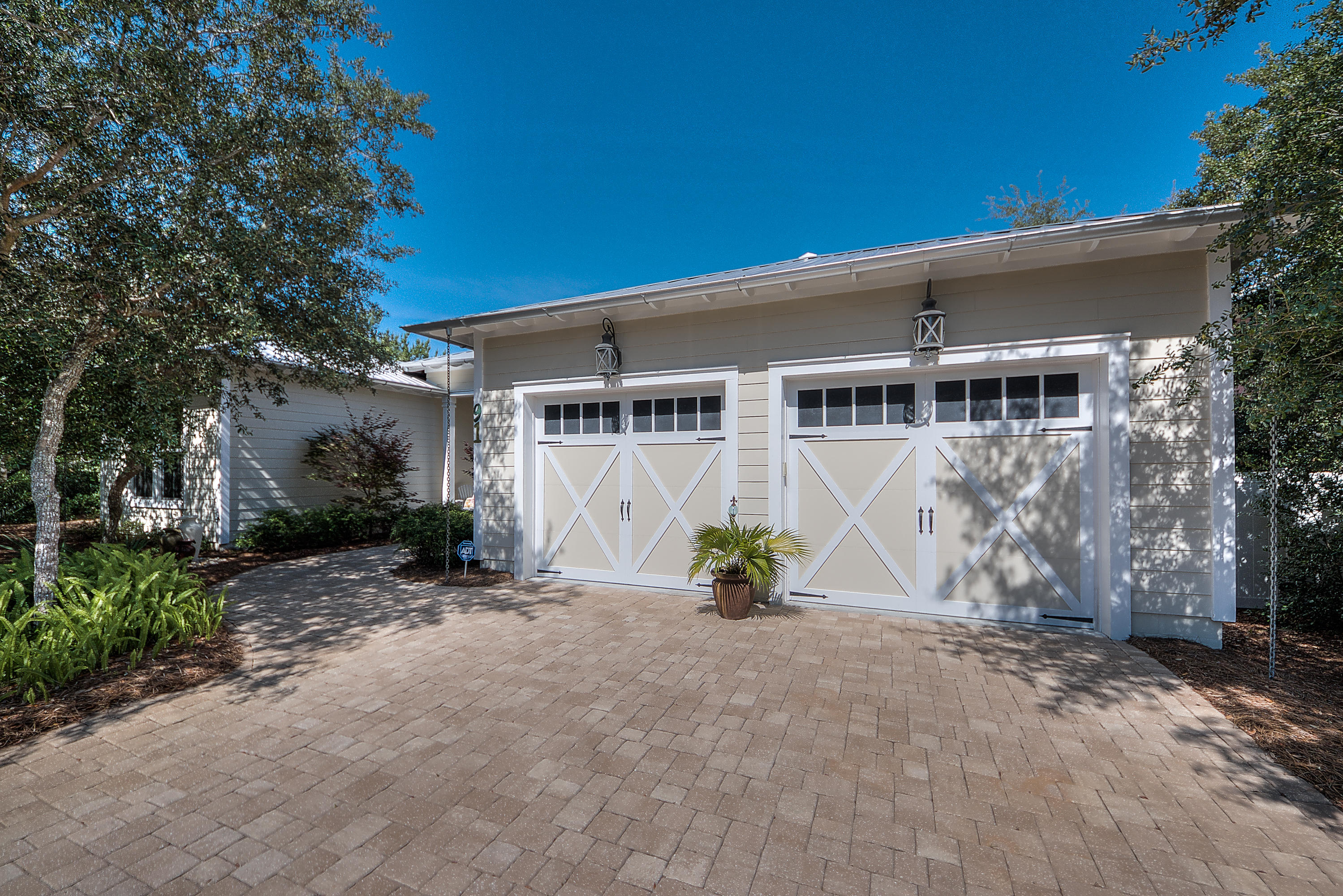 SEABREEZE EAST - Residential