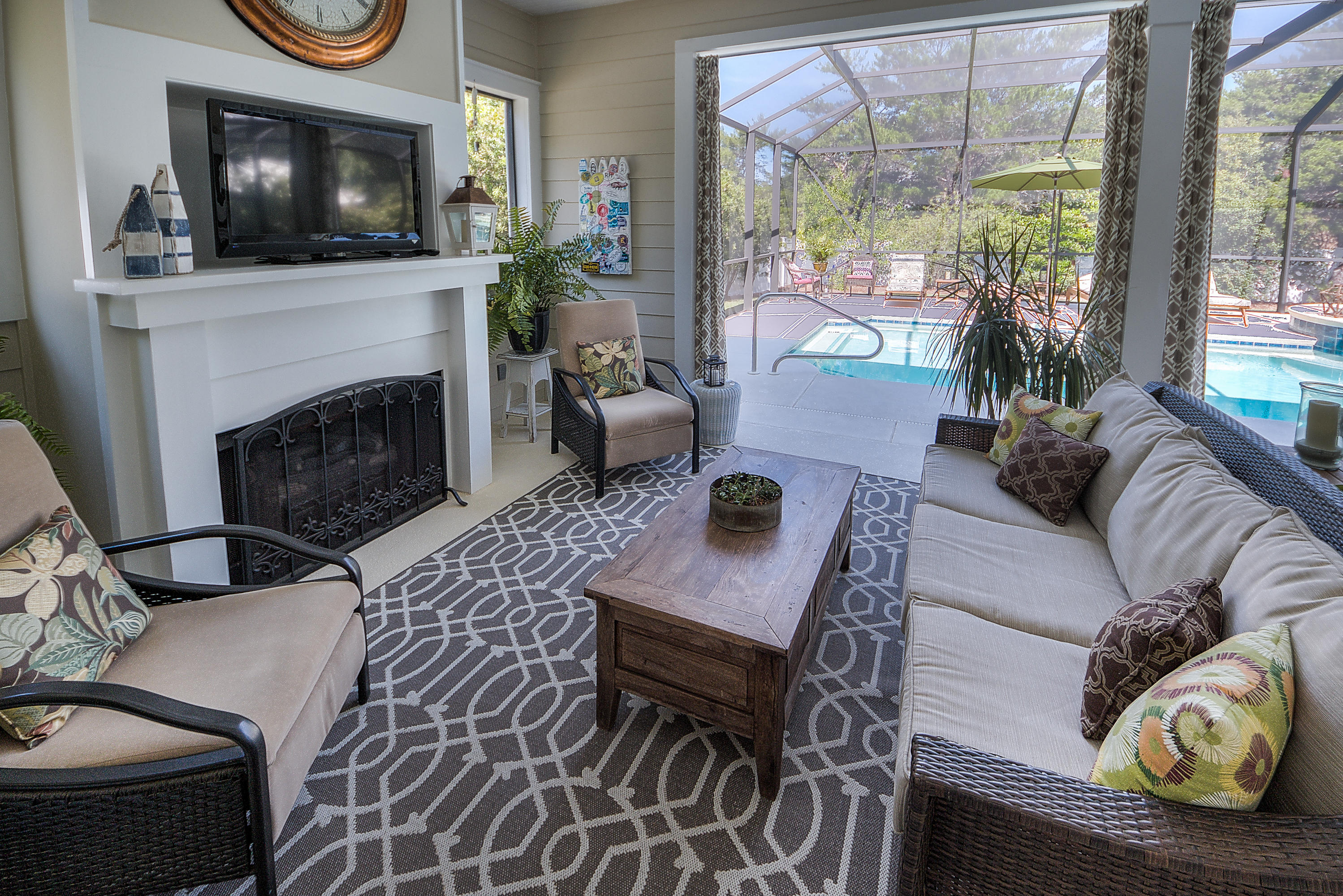 SEABREEZE EAST - Residential