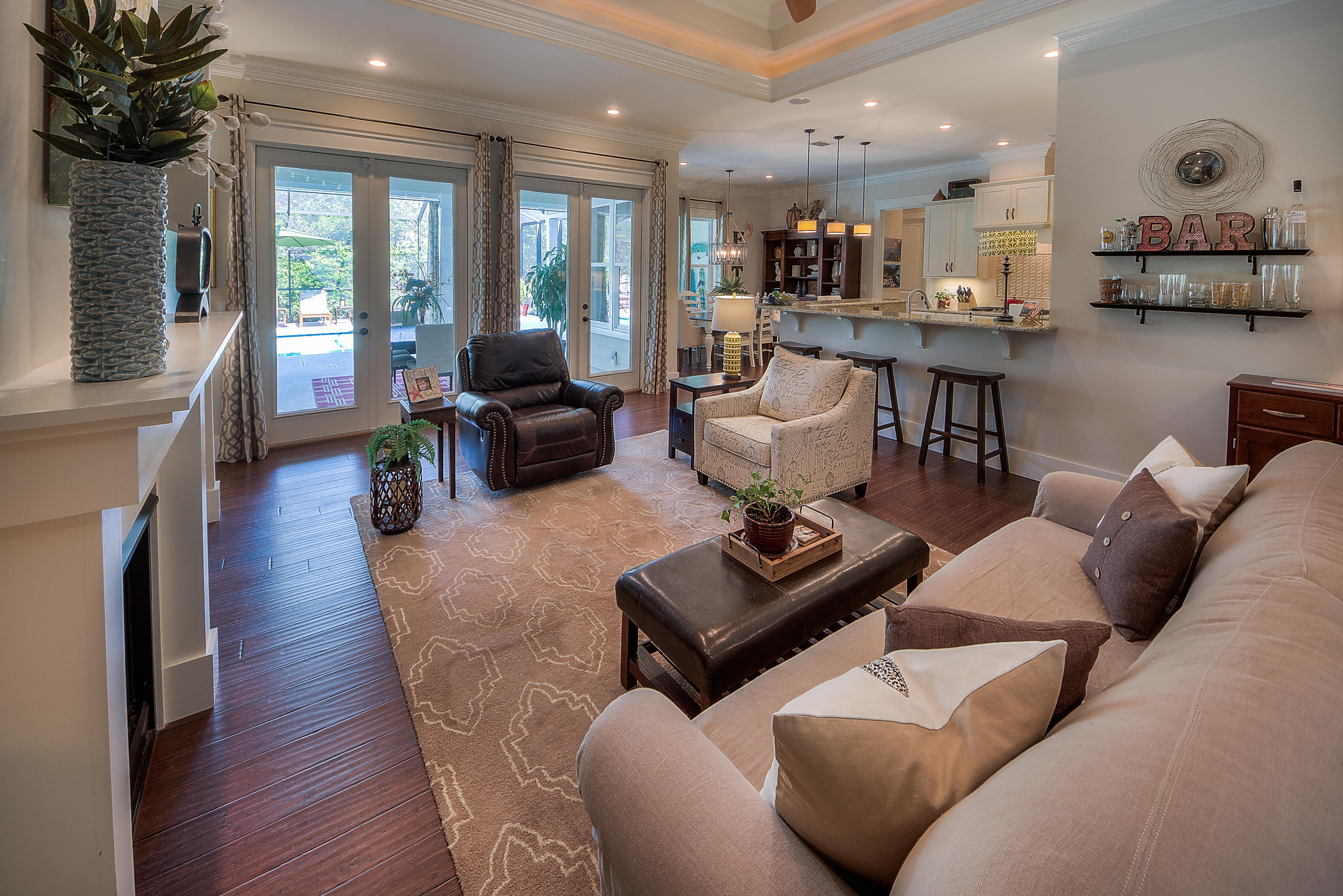 SEABREEZE EAST - Residential