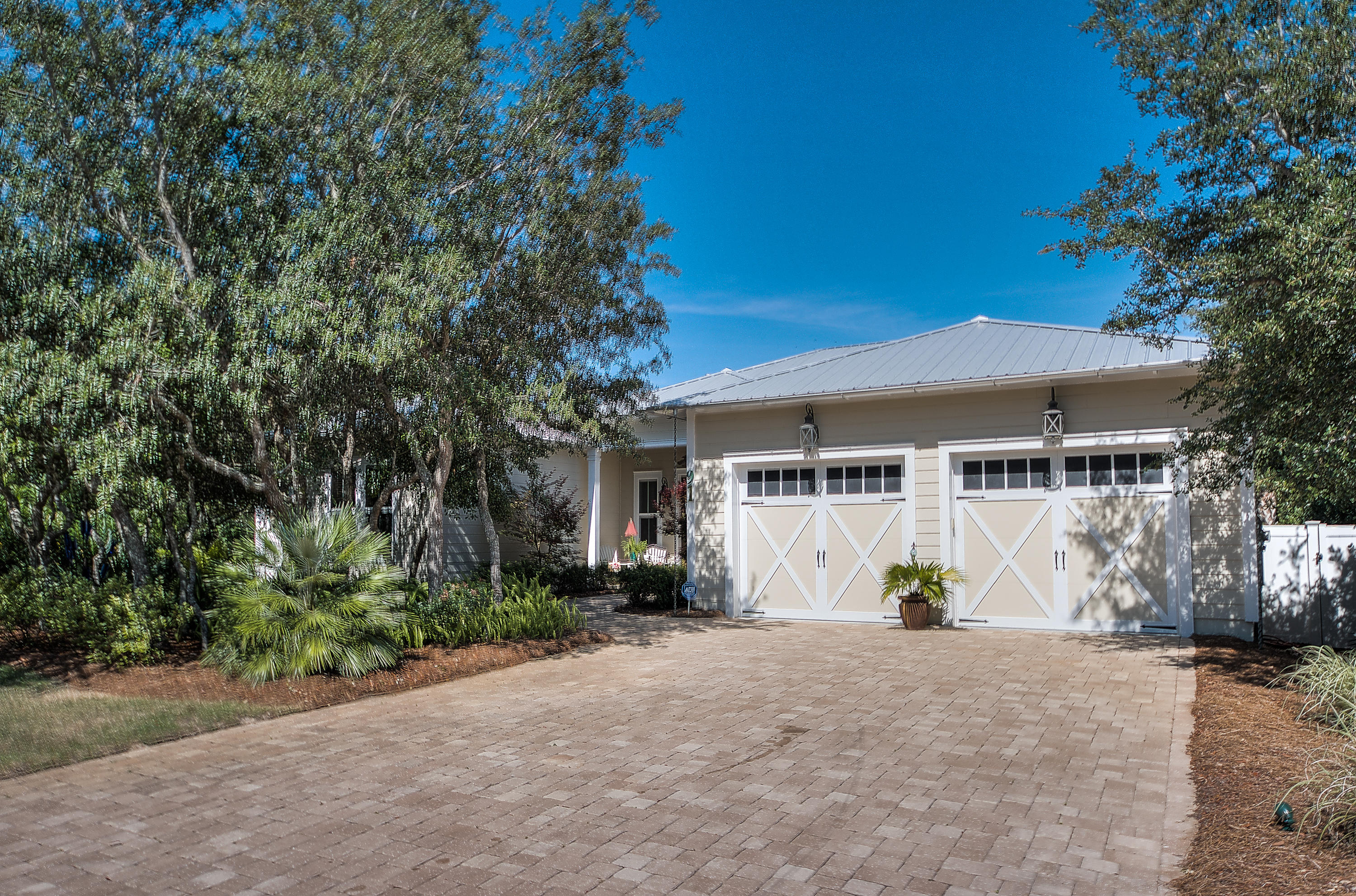 SEABREEZE EAST - Residential