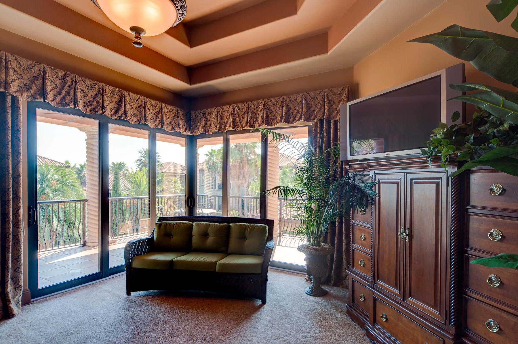 SAINT TROPEZ - Residential