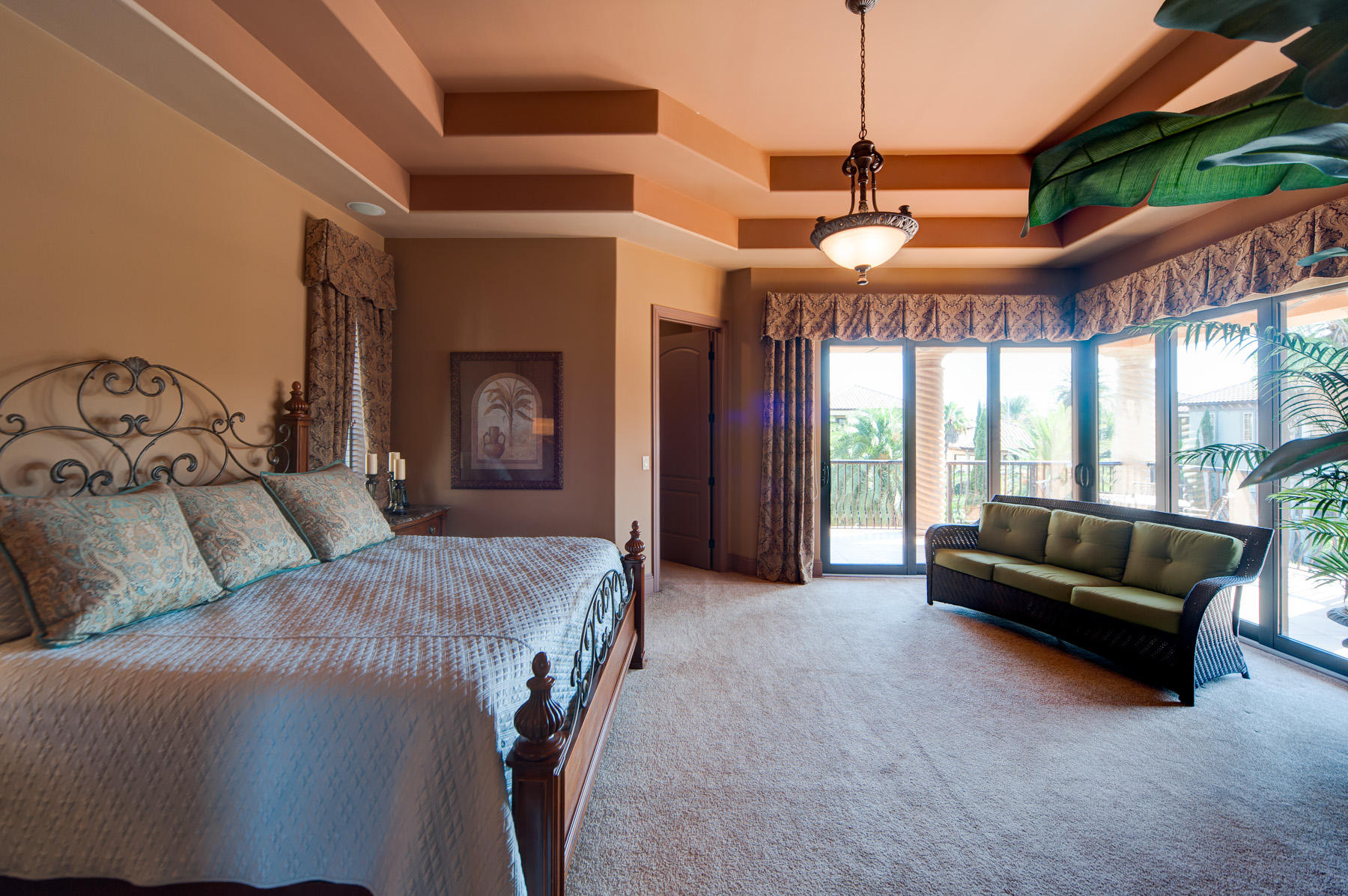 SAINT TROPEZ - Residential